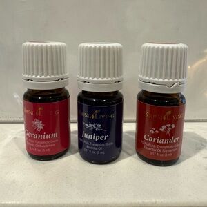 MAKE AN OFFER: Young Living Essential Oils Set - Geranium, Juniper, Coriander